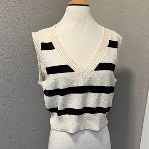 Nyland cream and black stripe stretchy v neck sweater vest NWT
